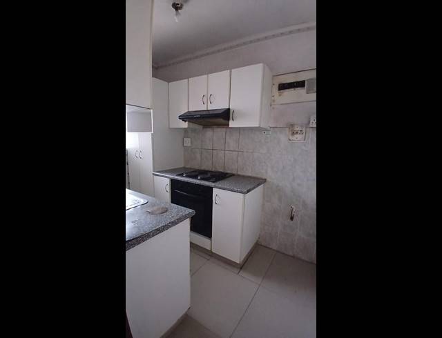 2 BEDROOM PROPERTY TO RENT IN MONTCLAIR